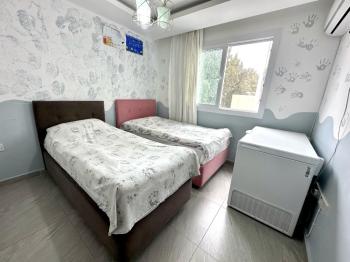 Girne Merkez Muhteşem Lokasyonda Satılık 2+1 Daire