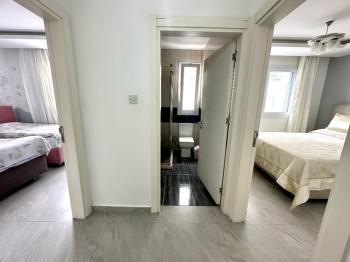 Girne Merkez Muhteşem Lokasyonda Satılık 2+1 Daire