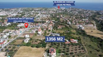 Kıbrıs Girne Alsancak Bölgesinde Önü Kesilmeyen Dağ ve Deniz Manzaralı  Satılık 1356 m2 Arazi