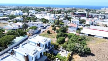 KKTC Girne Alsancak'ta Muhteşem Konumda Denize Yakın Kiralık 3+1 Özel Eşyalı ve Peyzajlı Villa