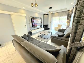 KKTC Girne Alsancak'ta Muhteşem Konumda Denize Yakın Kiralık 3+1 Özel Eşyalı ve Peyzajlı Villa