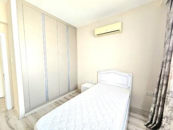 KKTC Girne Merkezde Deniz Manzaralı Eşyalı Kiralık 2+1 Çift Banyolu Daire