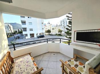 KKTC Girne Merkezde Askeri Hastane Arkası Kiralık 3+1 Eşyalı Daire