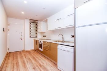 KKTC Girne Merkezde Site İçerisinde Kiralık Eşyalı 2+1 Daire