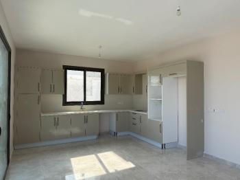 KKTC Girne Çatalköy bölgesinde dağ ve deniz manzaralı satılık 4+1 Türk koçlanlı villa!