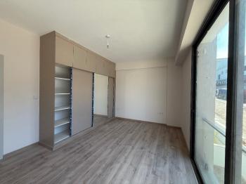 KKTC Girne Çatalköy bölgesinde dağ ve deniz manzaralı satılık 4+1 Türk koçlanlı villa!