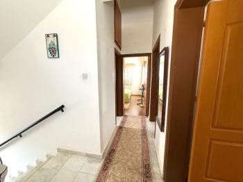 KKTC Girne Karaoğlanoğlu’da Ana caddeye ve Denize yakın 3+1 Villa!