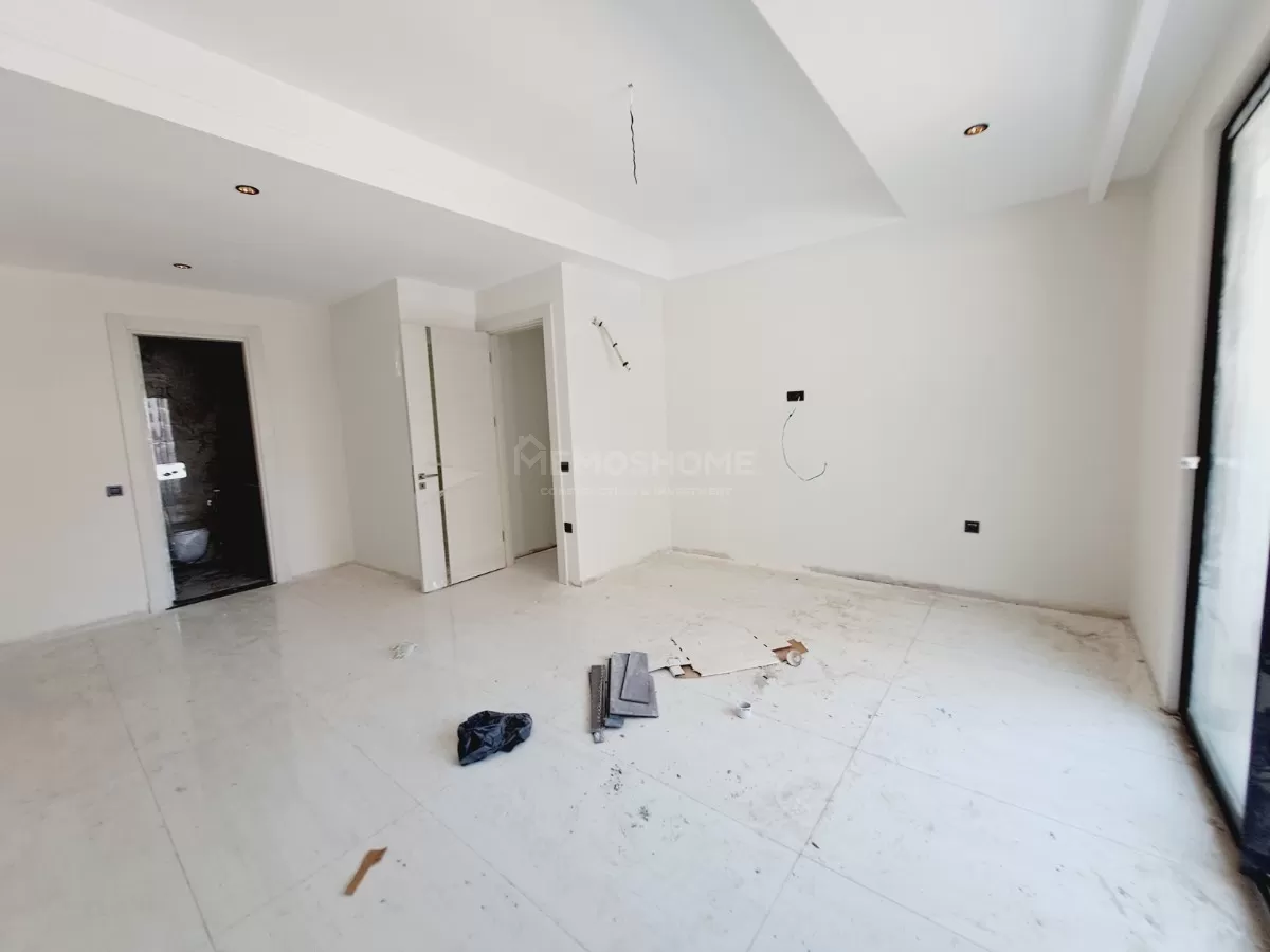 Umøblert 2+1 i Azura World