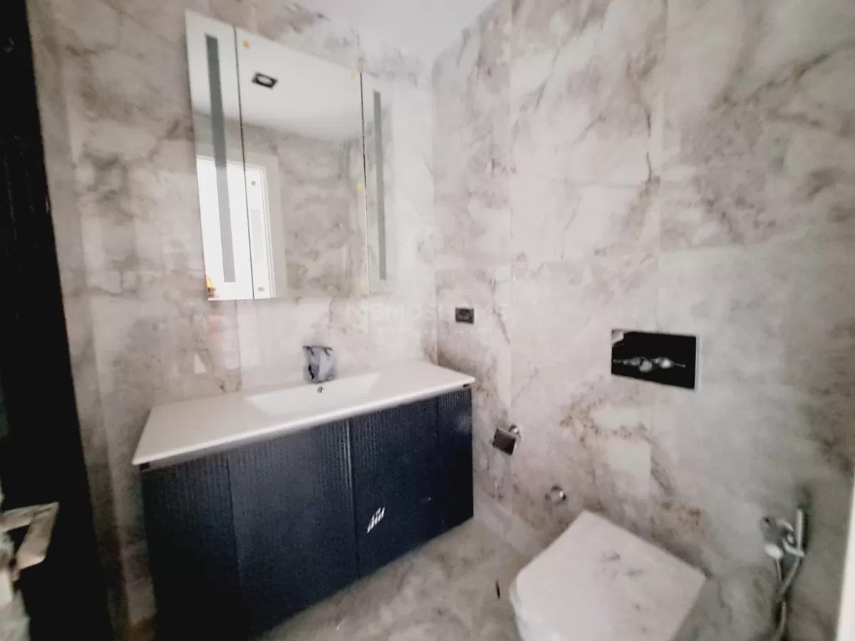 Umøblert 2+1 i Azura World