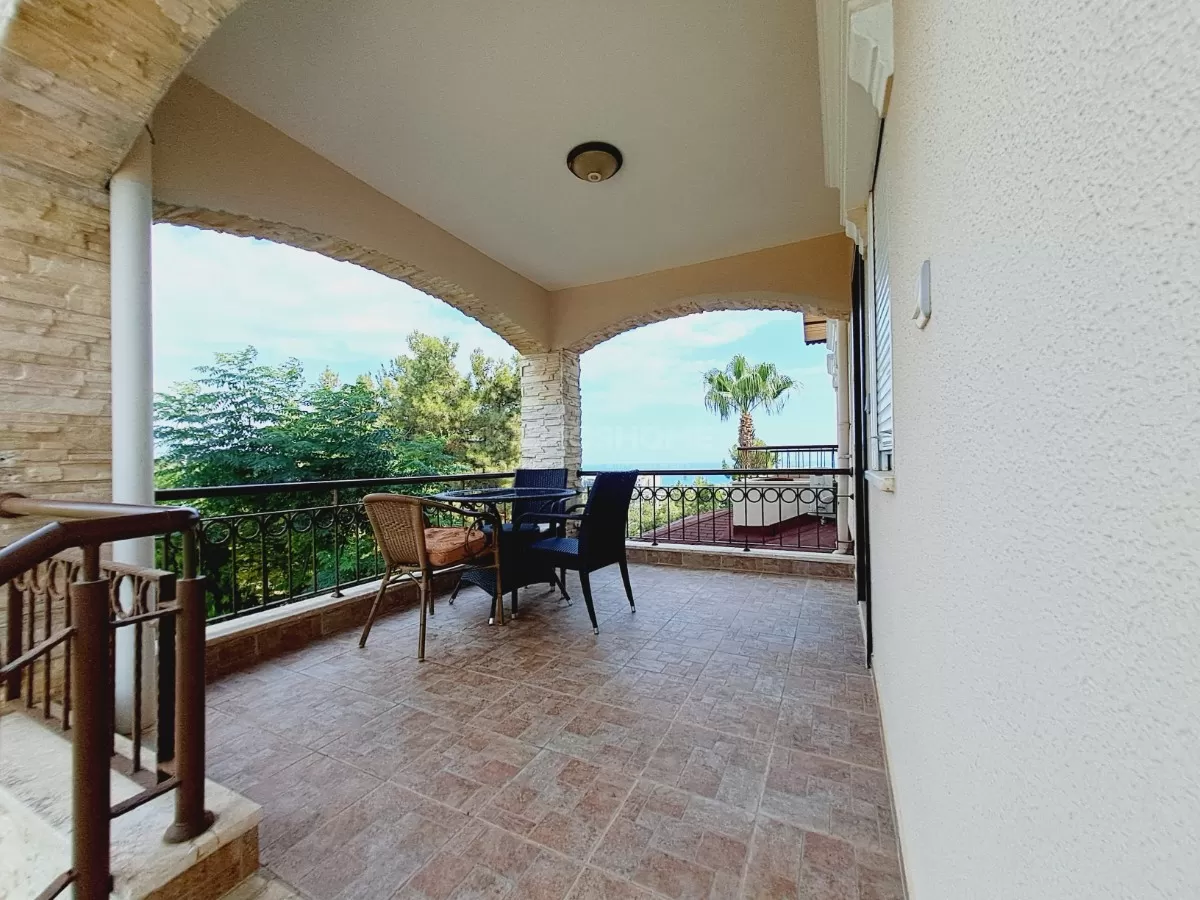 Türkler'de Eşyalı 2+1