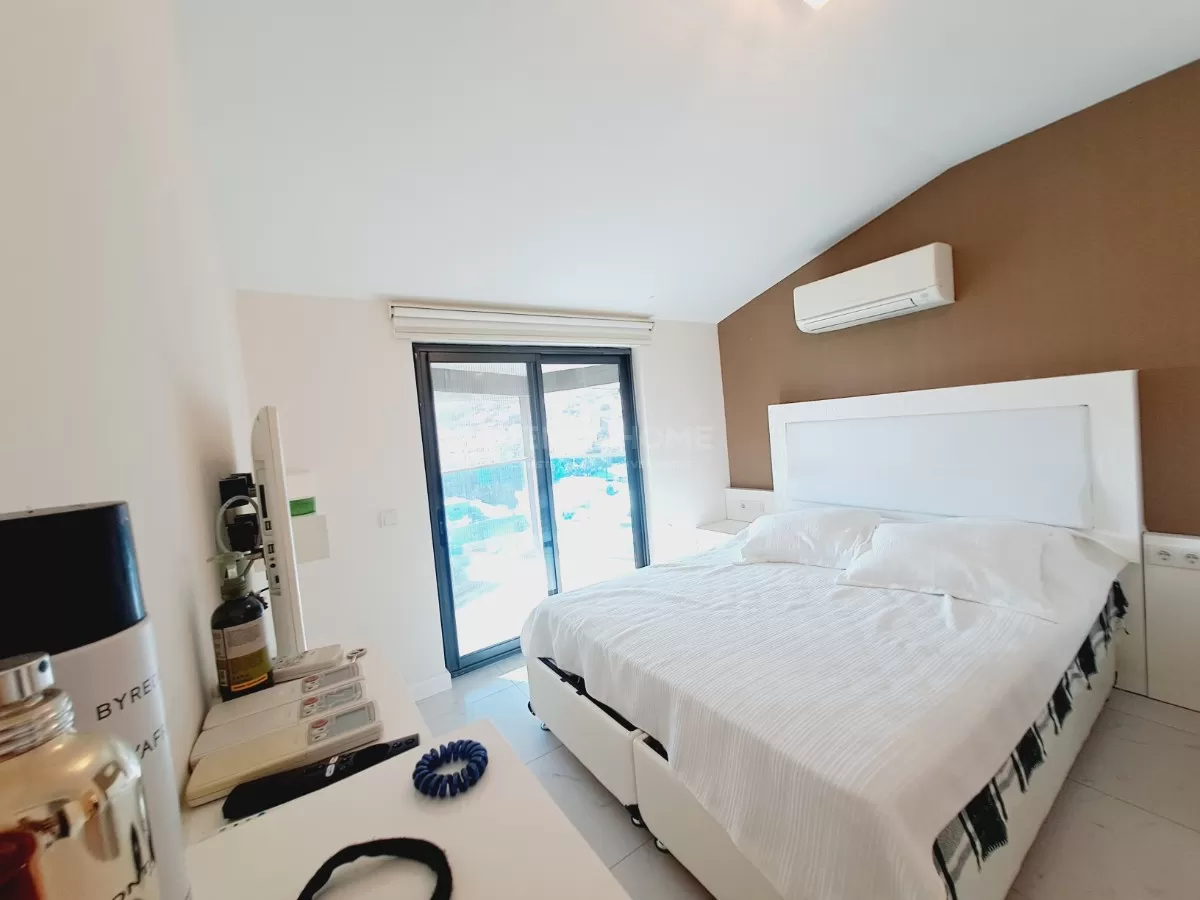 Двухуровневая квартира Granada City