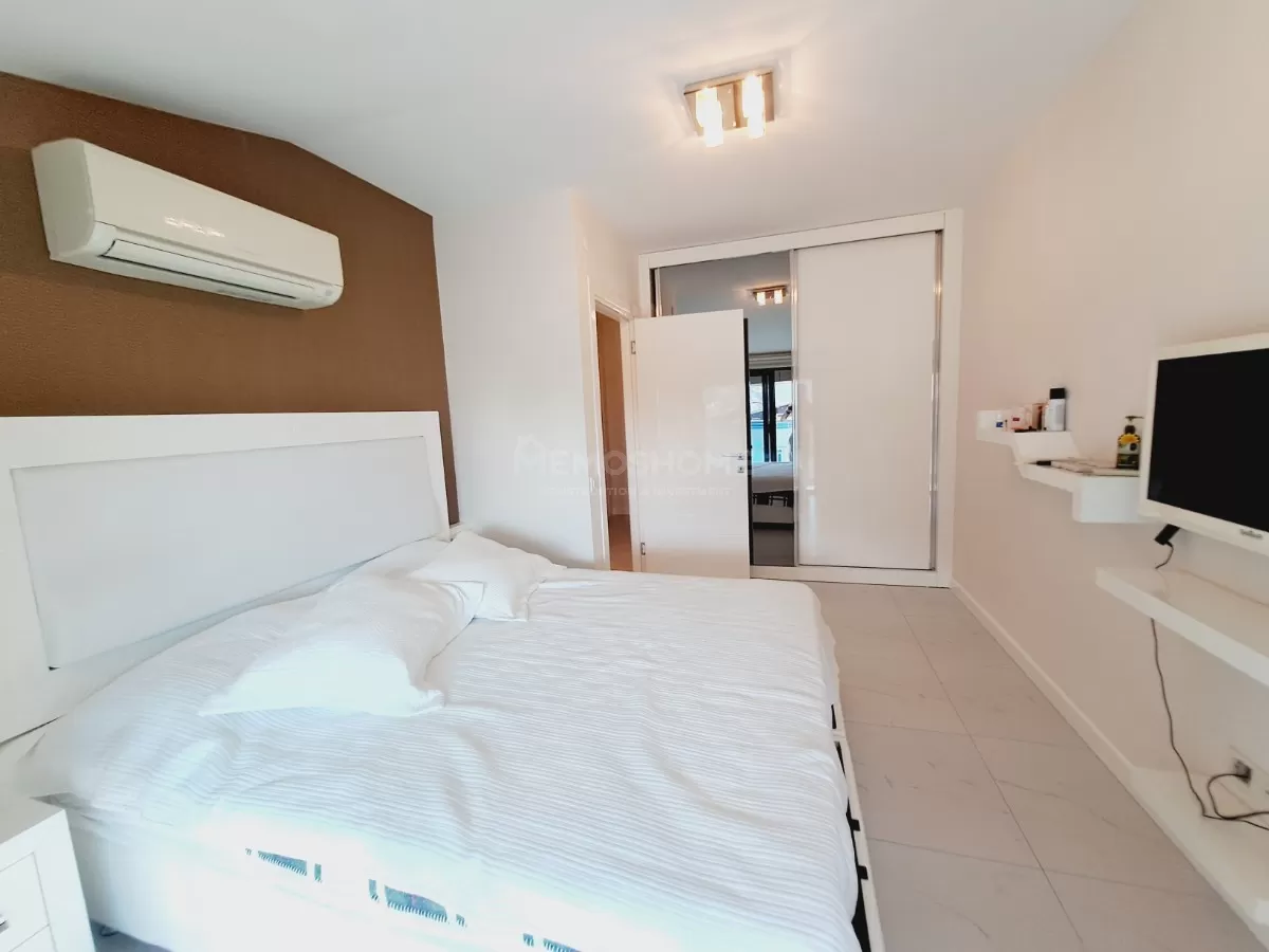 Двухуровневая квартира Granada City