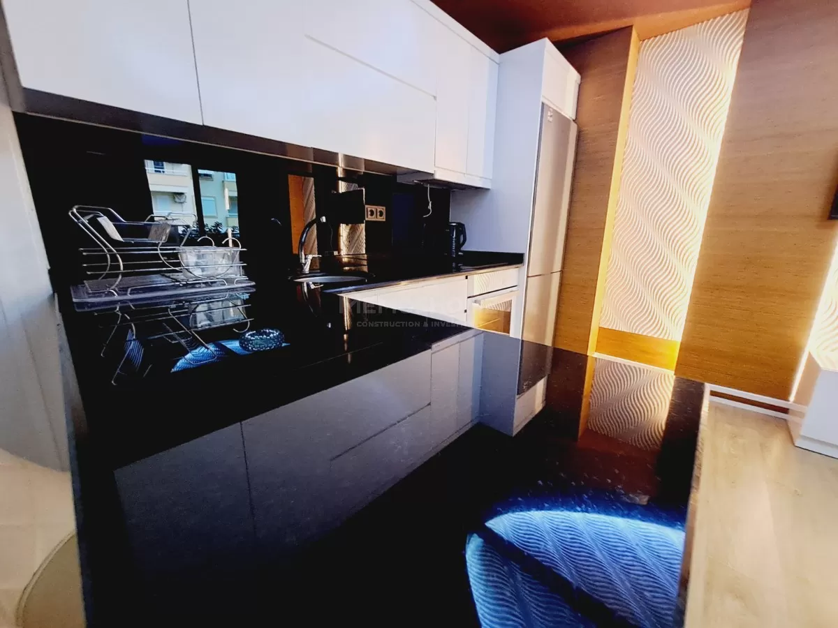 1+1 Granada City Residence