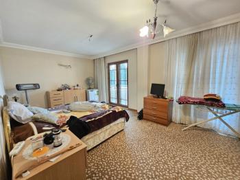 EMLAK HABERCİSİ 'NDEN MUDANYA YÖRÜKALİ'DE 2.500 M2 ARAZİ İÇERİSİNDE SATILIK MUHTEŞEM VİLLA & KÖŞK