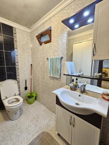 EMLAK HABERCİSİ 'NDEN MUDANYA YÖRÜKALİ'DE 2.500 M2 ARAZİ İÇERİSİNDE SATILIK MUHTEŞEM VİLLA & KÖŞK