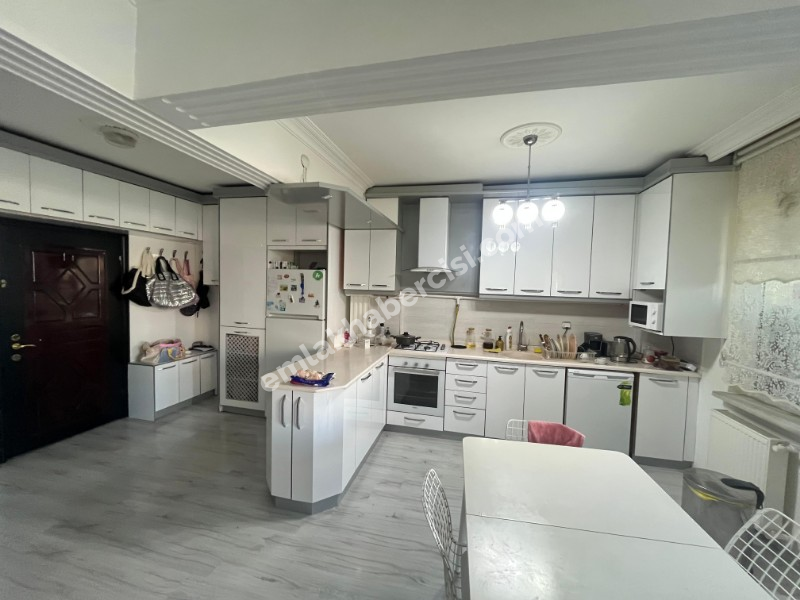 EMLAK HABERCİSİ' NDEN MUDANYA GÜZELYALI EĞİTİM'DE 2.KAT ÖNÜ AÇIK 120 m2 ARA KAT 3+1 DAİRE