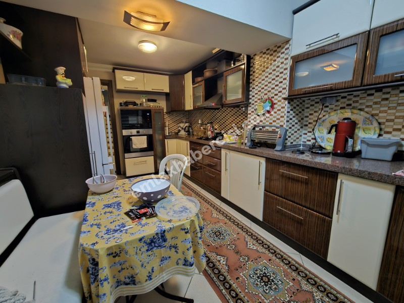 EMLAK HABERCİSİ 'NDEN MUDANYA YÖRÜKALİ'DE 2.500 M2 ARAZİ İÇERİSİNDE SATILIK MUHTEŞEM VİLLA & KÖŞK