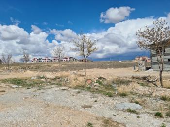  Niğde evleri  civarı ana yol cepheli sat arsa 