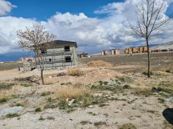  Niğde evleri  civarı ana yol cepheli sat arsa 