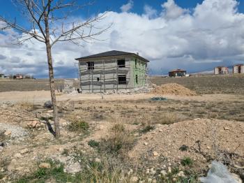  Niğde evleri  civarı ana yol cepheli sat arsa 