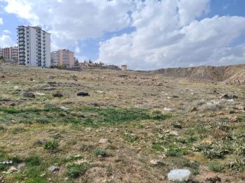 ESNAF EVLERİ (inönü  Mah)  ALTINDA   550 M2 SATILIK ARSA 