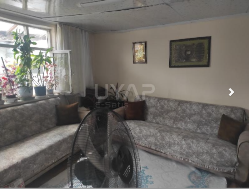 AFYONKARAHİSAR MEKEZ MÜSTAKİL EV TAPU SAHİBİ PERTA EMLAK ÜMİT TAHMAZ
