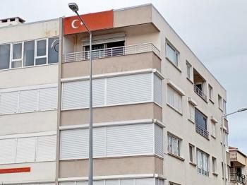 Sarımsaklı Sahilde Denize Sıfır, Full Deniz Manzaralı, 3+1 Satılık Daire.
