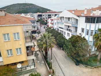 Sarımsaklı Sahilde Denize Sıfır, Full Deniz Manzaralı, 3+1 Satılık Daire.