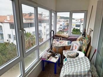 Sarımsaklı Sahilde Denize Sıfır, Full Deniz Manzaralı, 3+1 Satılık Daire.