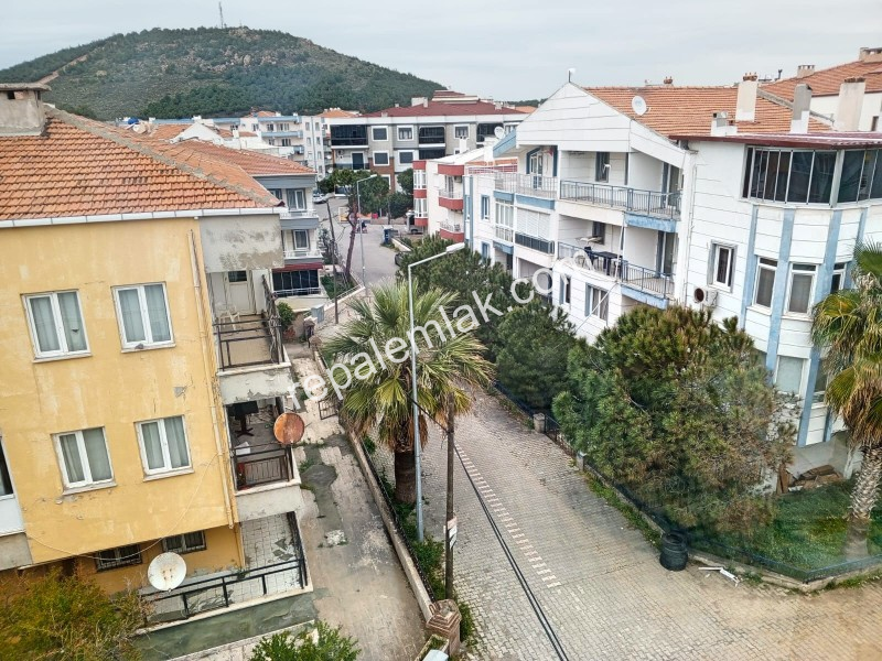 Sarımsaklı Sahilde Denize Sıfır, Full Deniz Manzaralı, 3+1 Satılık Daire.