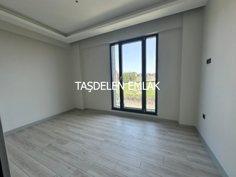 ÖNERLERDE SATILIK OTURUMA HAZIR VİLLA