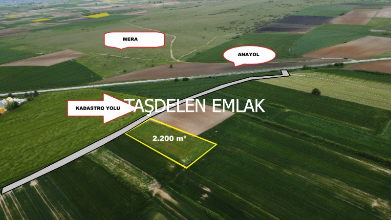 ANAYOLA 100 METRE MESAFEDE ARAZİ