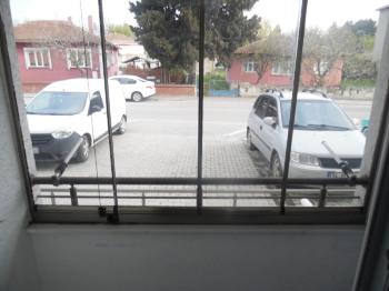 DEĞİRMENKÖYDE SATILIK GİRİŞ KAT 3+1 DAİRE 
