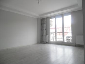 DEĞİRMENKÖYDE SATILIK GİRİŞ KAT 3+1 DAİRE 