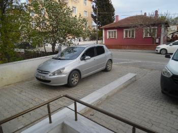 DEĞİRMENKÖYDE SATILIK GİRİŞ KAT 3+1 DAİRE 