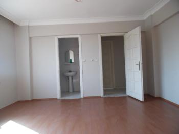 ÇORLUDA KİRALIK 4+1 DAİRE 