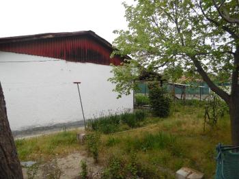 ÇORLU HAVUZLAR MAHALLESİNDE 167 M2 ARSA İÇERİSİNDE BAHÇELİ EV 
