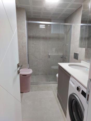 ÇORLUDA RESMİ KURUMLARA YAKIN SİTE İÇİ 1+1 EŞYALI DAİRE 