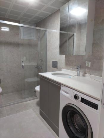 ÇORLUDA RESMİ KURUMLARA YAKIN SİTE İÇİ 1+1 EŞYALI DAİRE 