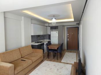 ÇORLUDA RESMİ KURUMLARA YAKIN SİTE İÇİ 1+1 EŞYALI DAİRE 