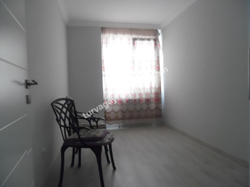 DEĞİRMENKÖYDE SATILIK GİRİŞ KAT 3+1 DAİRE 