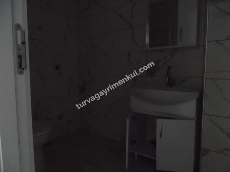 DEĞİRMENKÖYDE SATILIK GİRİŞ KAT 3+1 DAİRE 