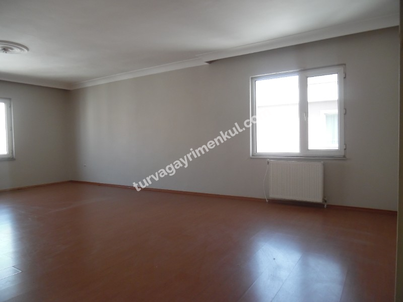 ÇORLUDA KİRALIK 4+1 DAİRE 