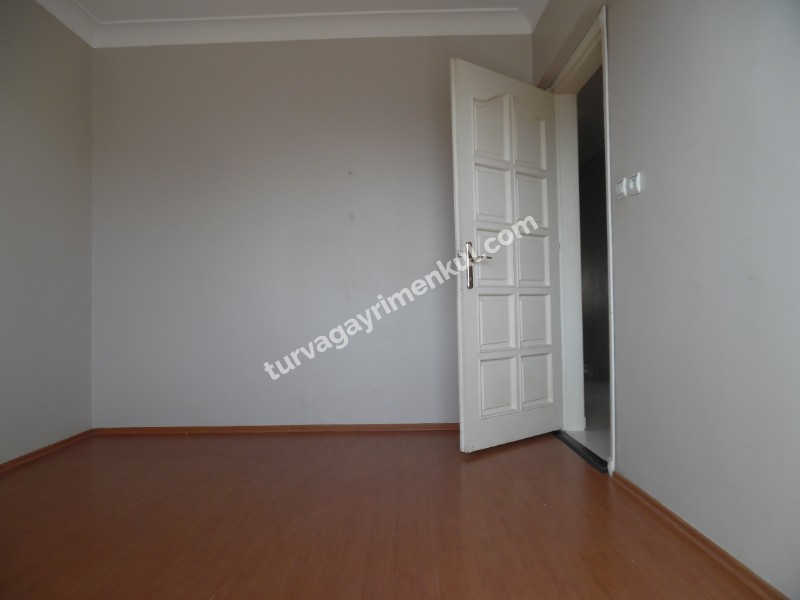 ÇORLUDA KİRALIK 4+1 DAİRE 
