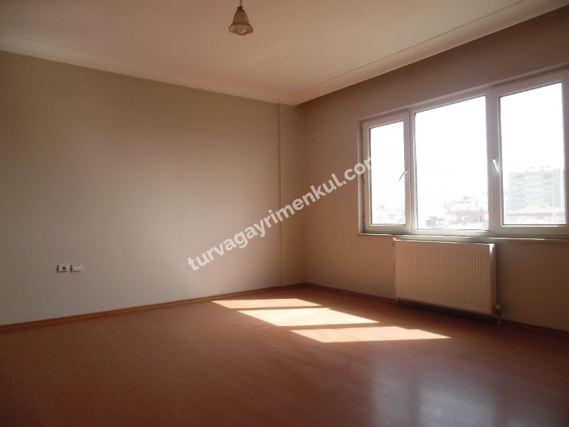 ÇORLUDA KİRALIK 4+1 DAİRE 