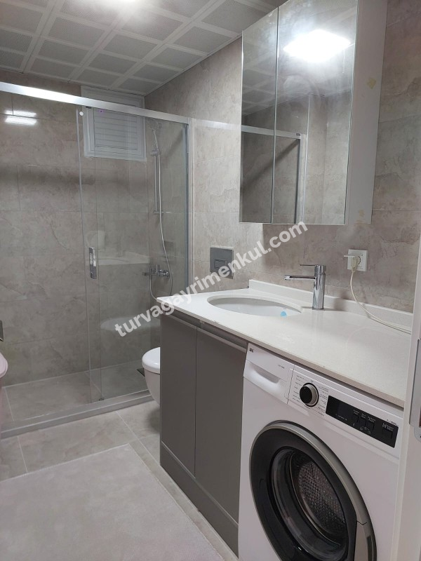 ÇORLUDA RESMİ KURUMLARA YAKIN SİTE İÇİ 1+1 EŞYALI DAİRE 