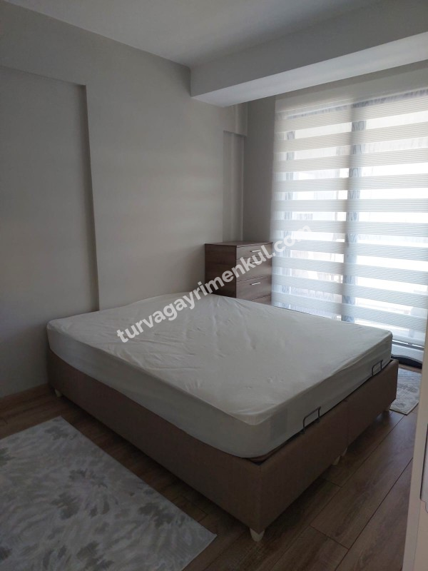 ÇORLUDA RESMİ KURUMLARA YAKIN SİTE İÇİ 1+1 EŞYALI DAİRE 