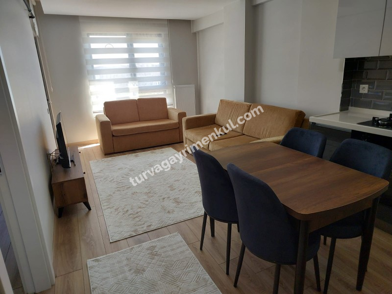 ÇORLUDA RESMİ KURUMLARA YAKIN SİTE İÇİ 1+1 EŞYALI DAİRE 