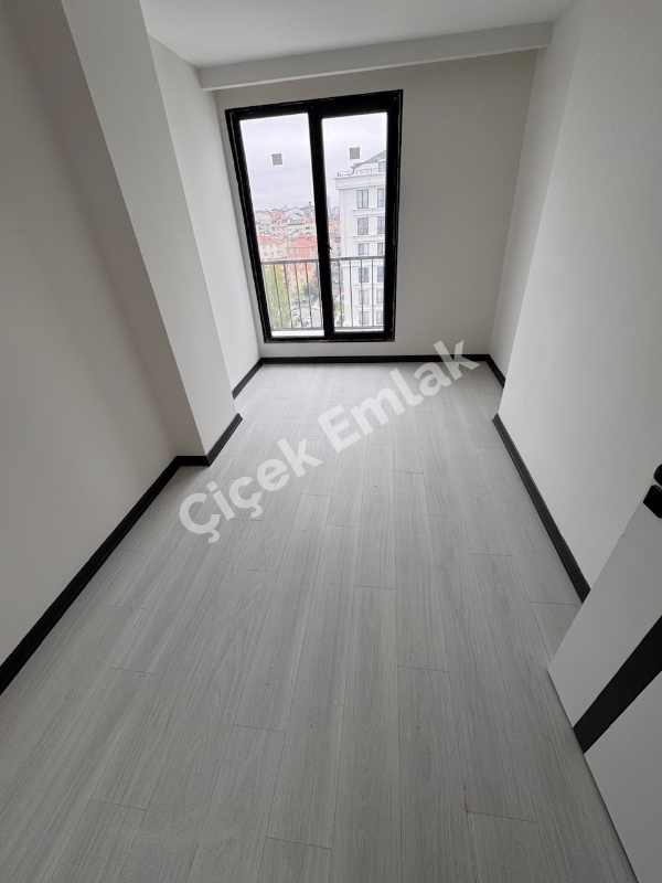 Senna Park Sitesi'nde 4+1 Manzaralı Sıfır Dubleks – Yeşilpınar Eyüpsultan