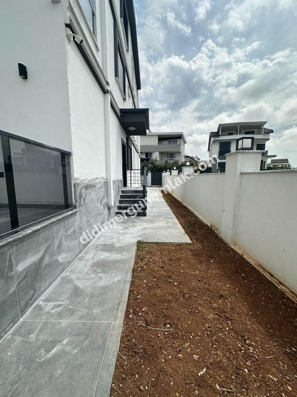 DİDİM ERGÜN EMLAKTAN SATILIK HİSAR MH. 3+1 DENİZ MANZARALI VİLLA